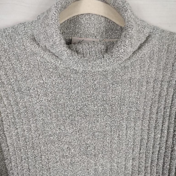Kathy Lee Collection L Sweater Woman’s Solid Grey Turtleneck 1/2 Sleeve - Picture 3 of 8